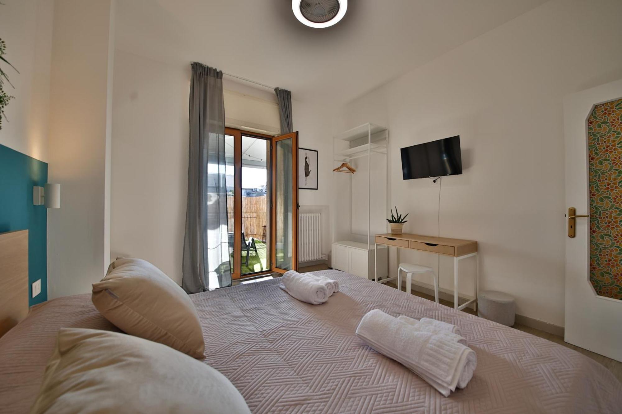 Atticoderossi A 500Mt Da Stazione&Centrostorico Apartment Bari Exterior photo